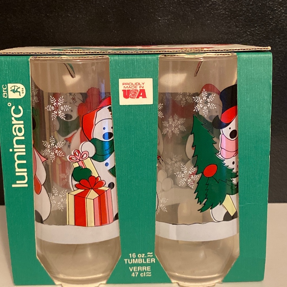 Vintage Christmas Drinking Glasses by Luminarc